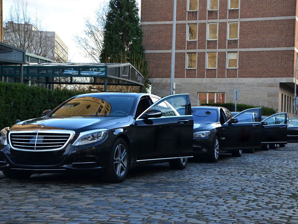 Mercedes S Class First_Class